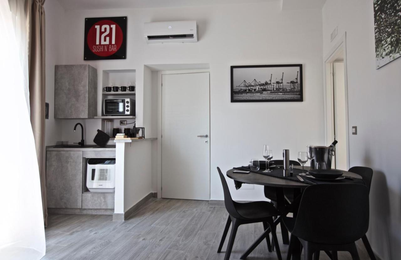Scugnizzo Apartment Luxury Home Nápoly Kültér fotó