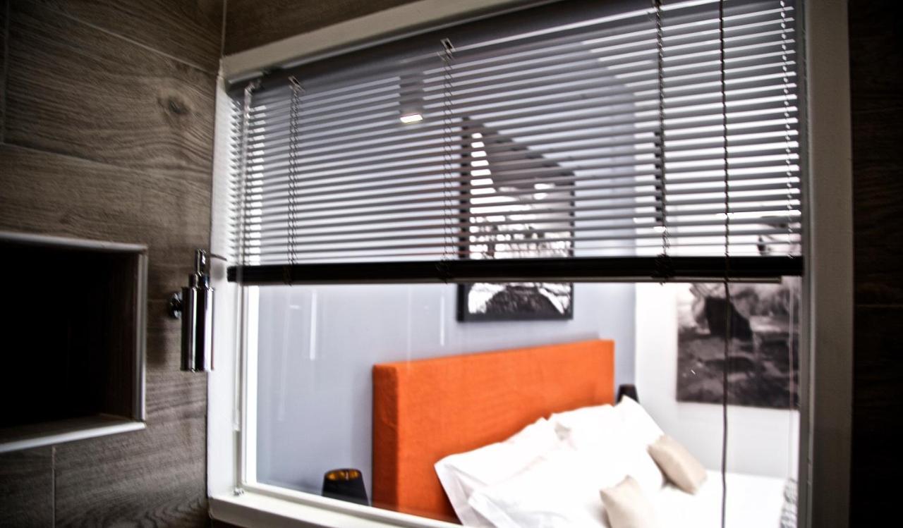 Scugnizzo Apartment Luxury Home Nápoly Kültér fotó