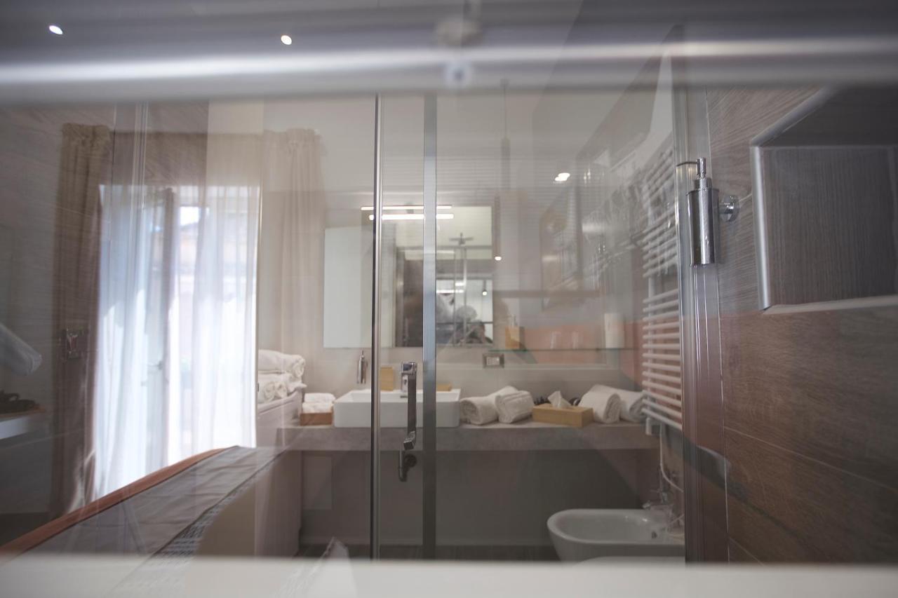 Scugnizzo Apartment Luxury Home Nápoly Kültér fotó