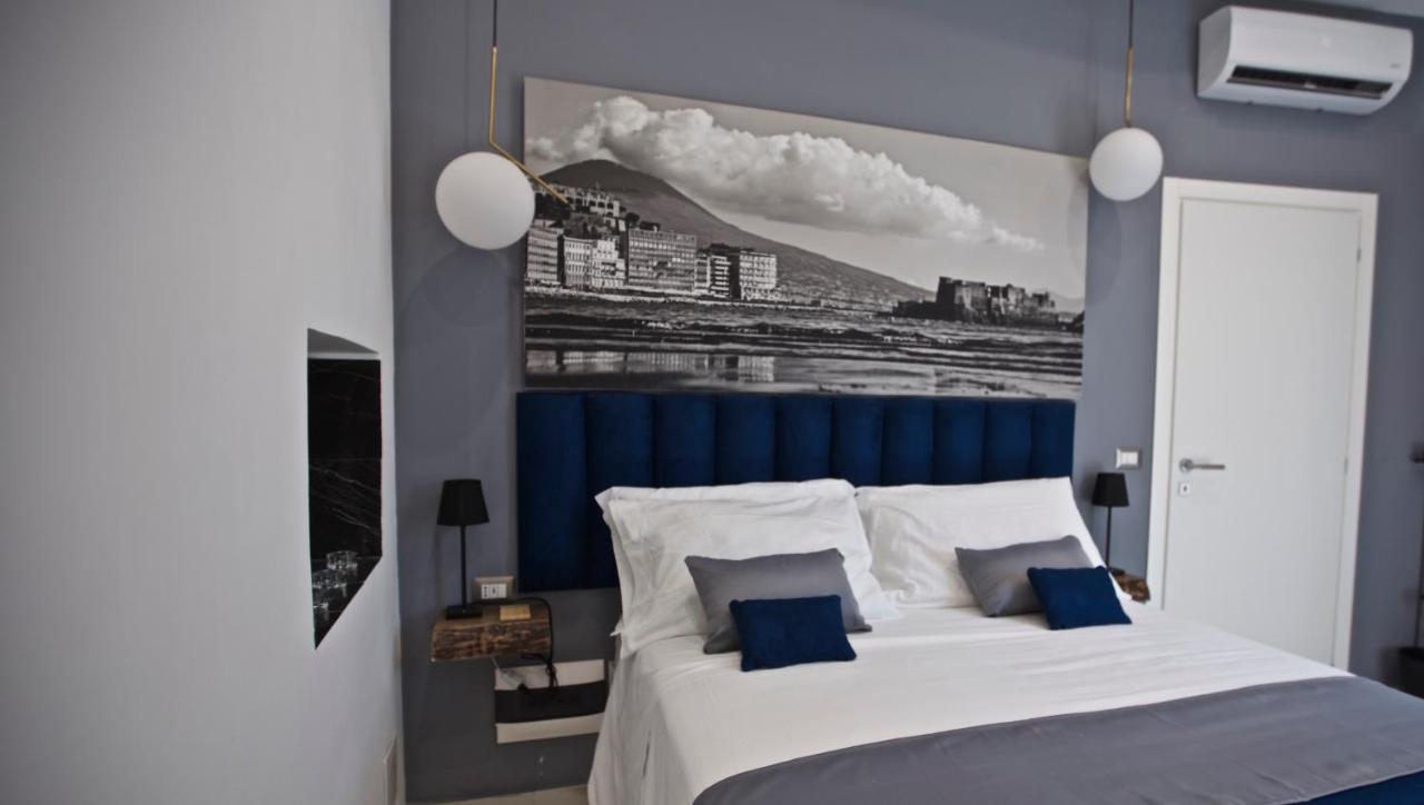 Scugnizzo Apartment Luxury Home Nápoly Kültér fotó