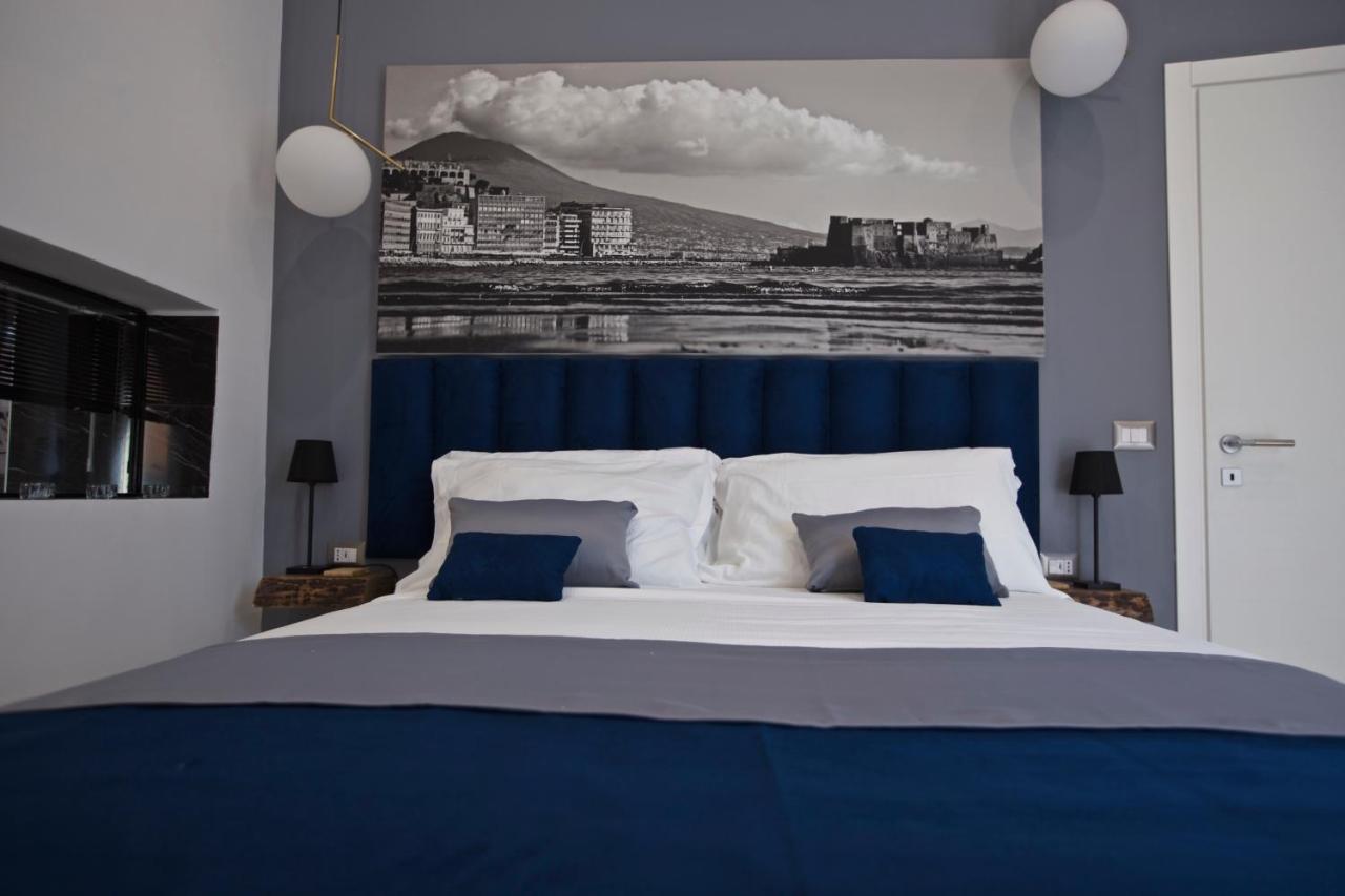 Scugnizzo Apartment Luxury Home Nápoly Kültér fotó